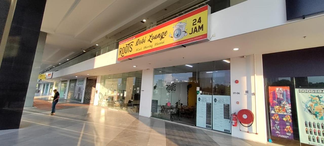 Santai Homestay Cyberjaya Buitenkant foto