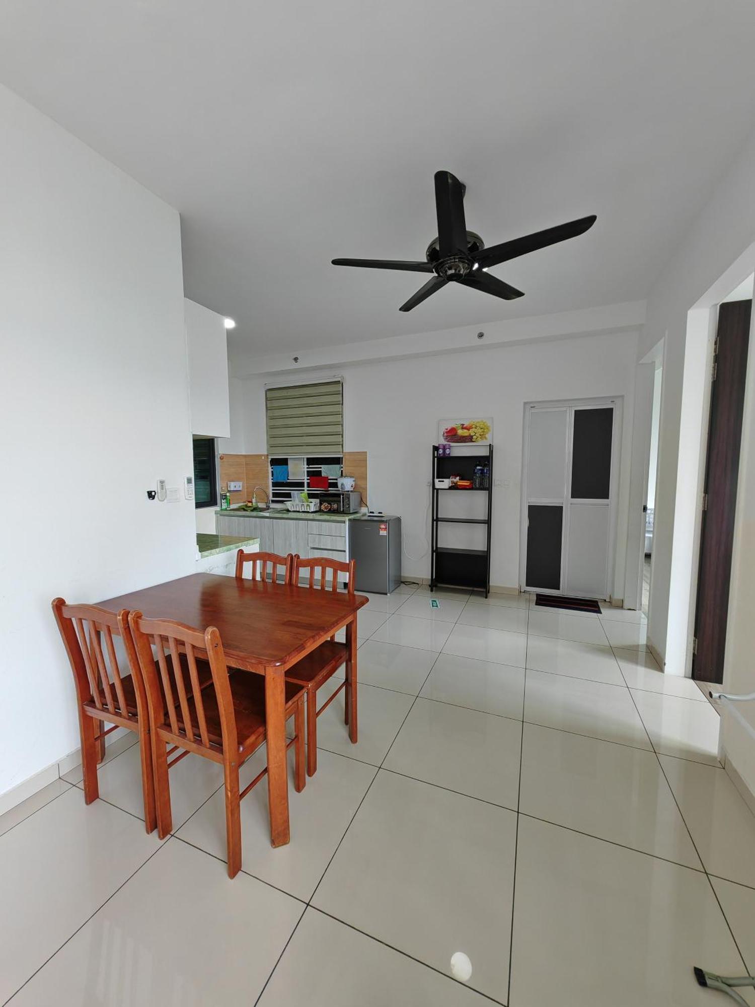 Santai Homestay Cyberjaya Buitenkant foto