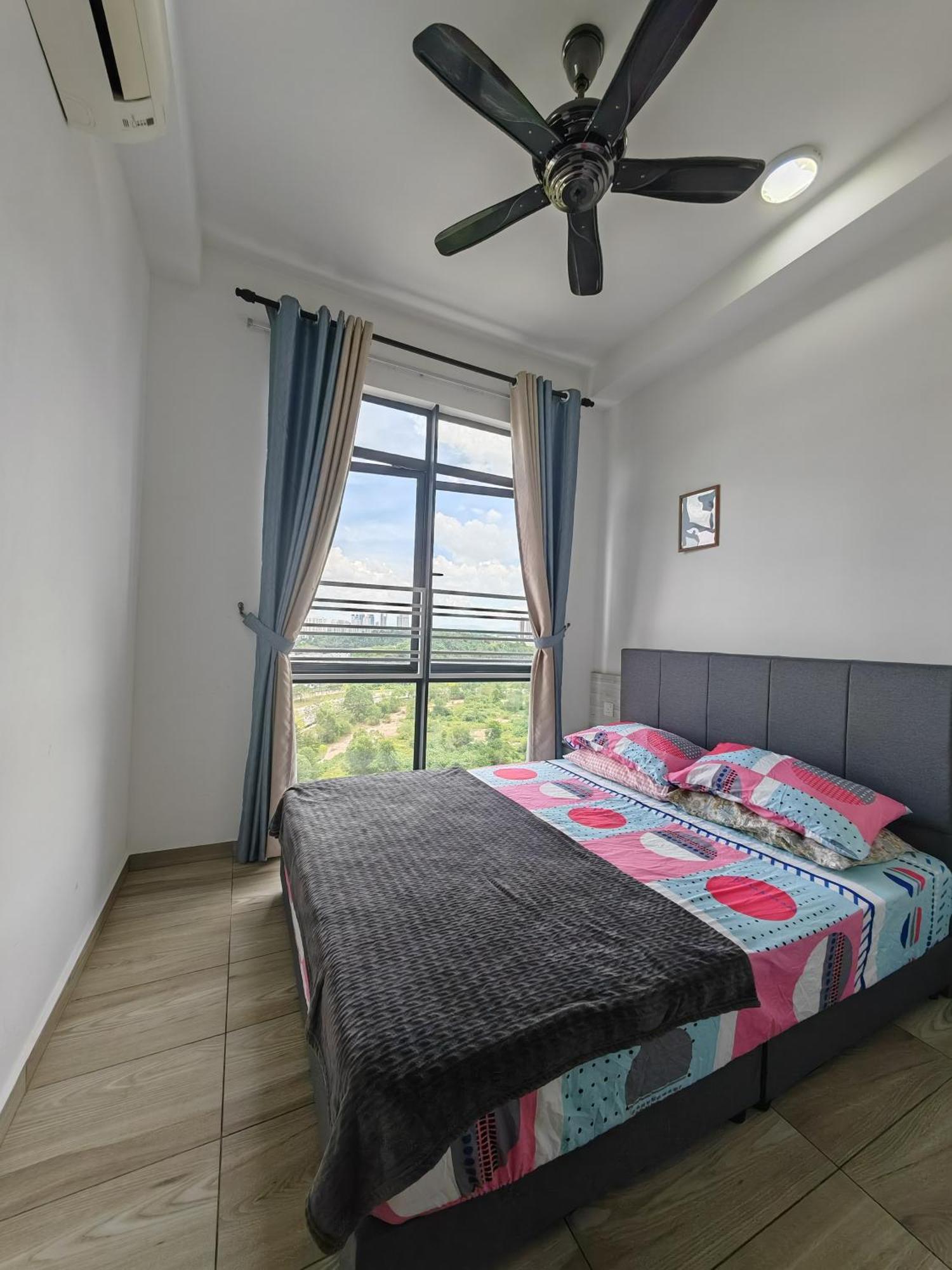 Santai Homestay Cyberjaya Buitenkant foto
